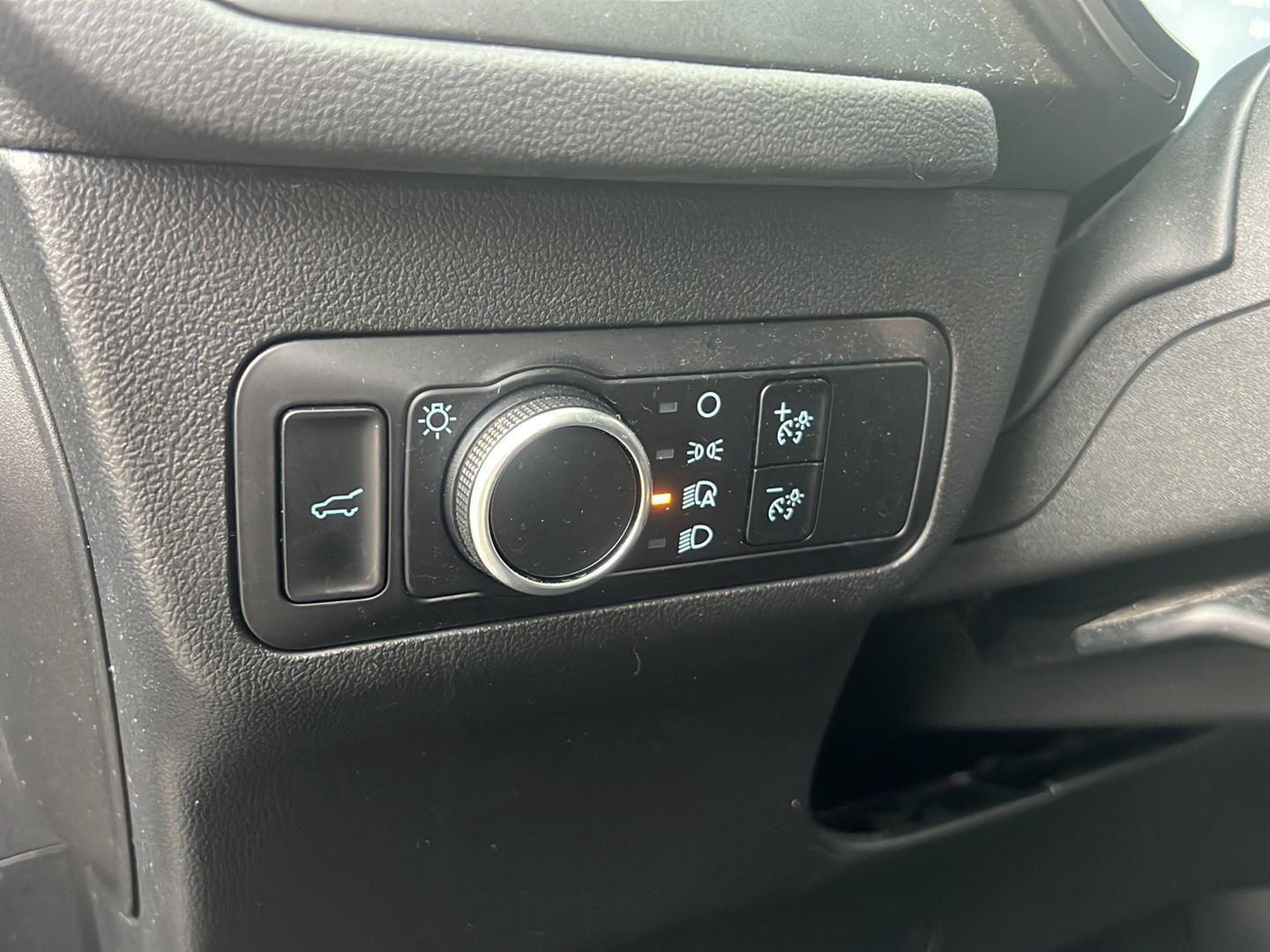 2023 Ford Escape photo 21 of 39