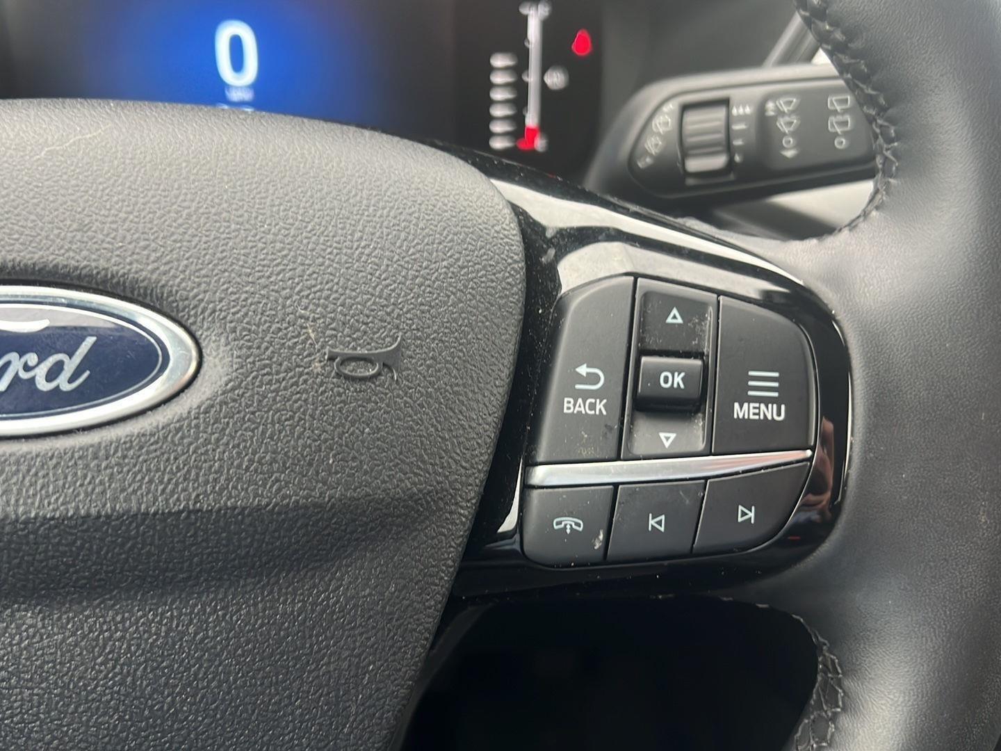 2023 Ford Escape photo 24 of 39