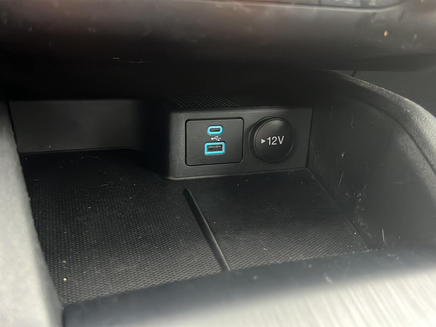2023 Ford Escape photo 30 of 39