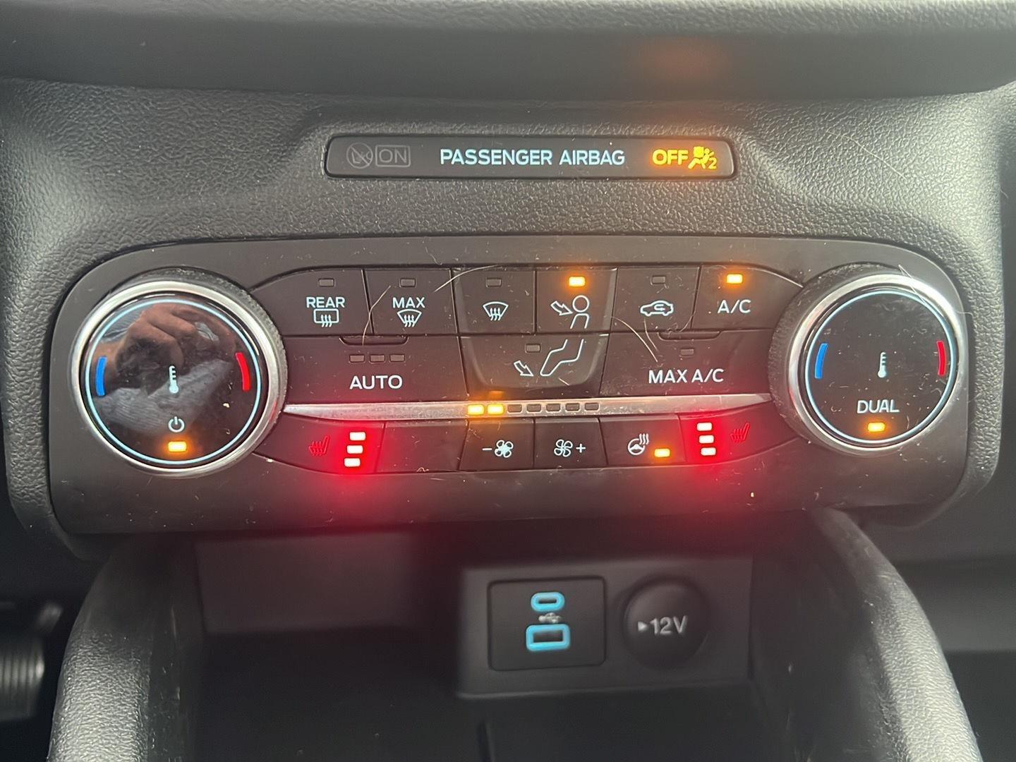 2023 Ford Escape photo 31 of 39