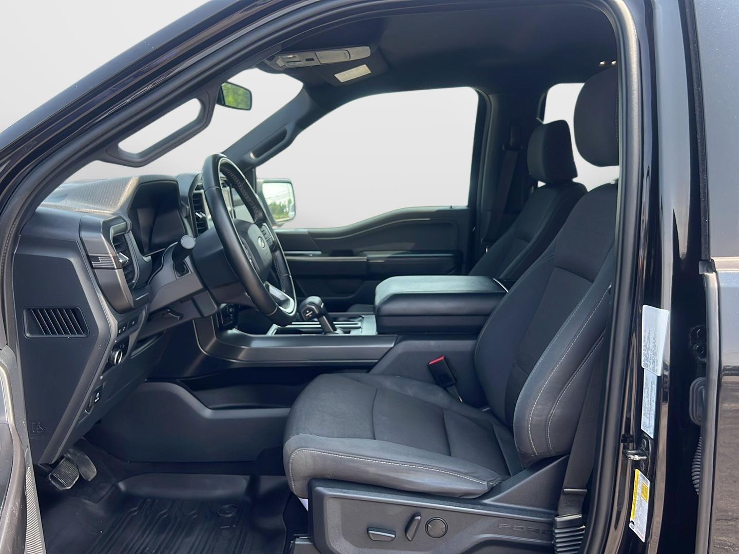 2024 Ford F-150 photo 17 of 45