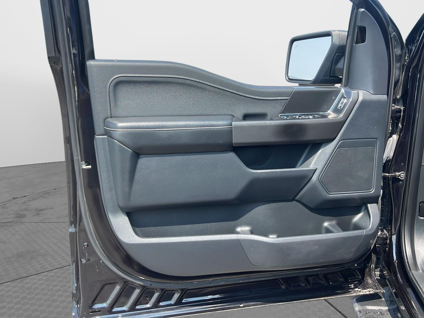 2024 Ford F-150 photo 19 of 45
