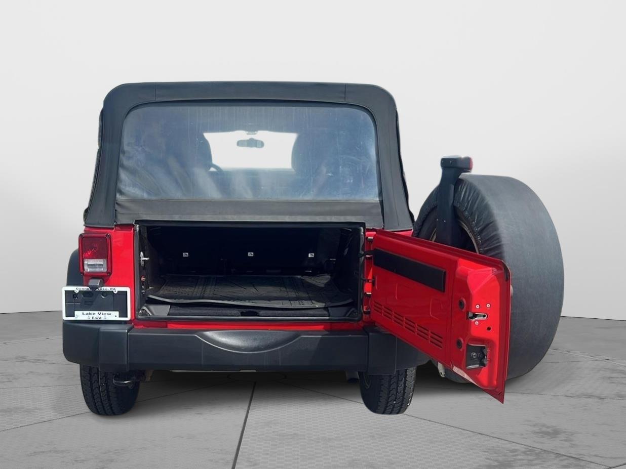 2015 Jeep Wrangler Unlimited photo 9 of 28