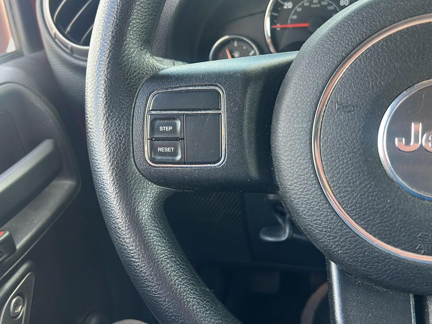 2015 Jeep Wrangler Unlimited photo 20 of 28