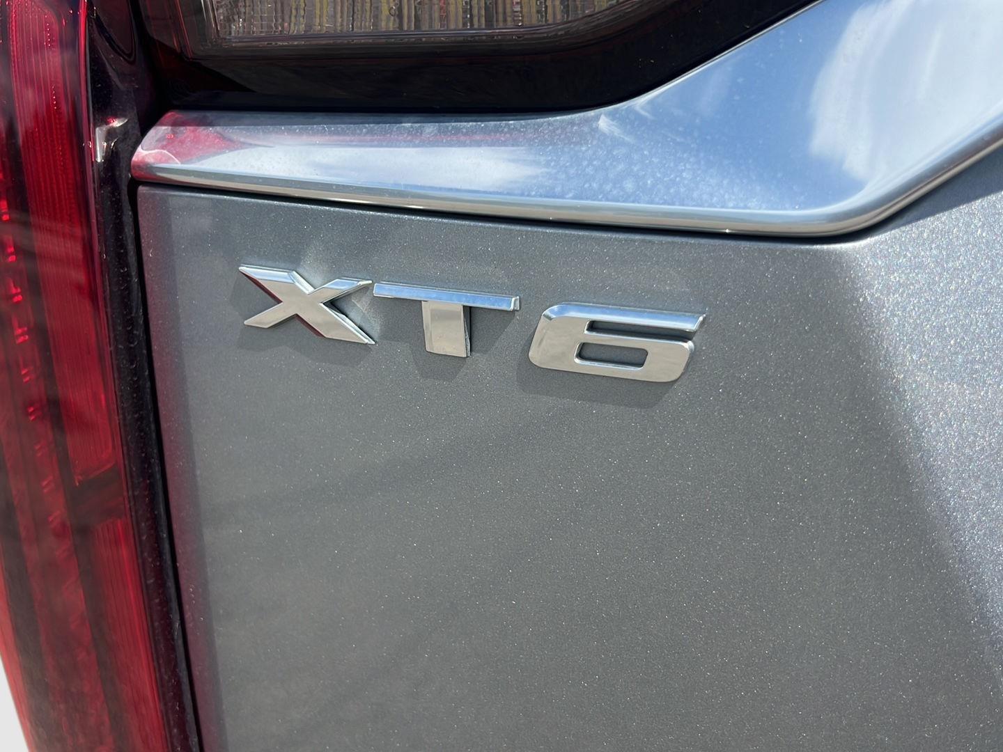 2025 Cadillac XT6 photo 8 of 60