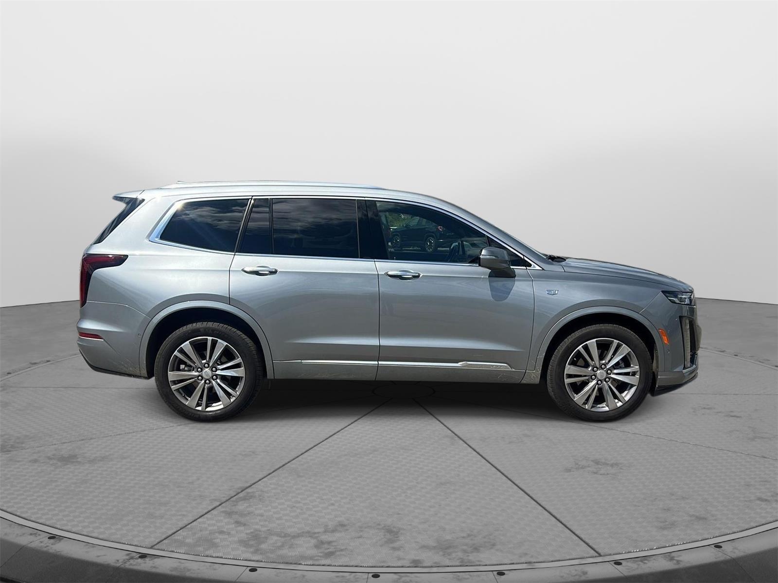 2025 Cadillac XT6 photo 12 of 60