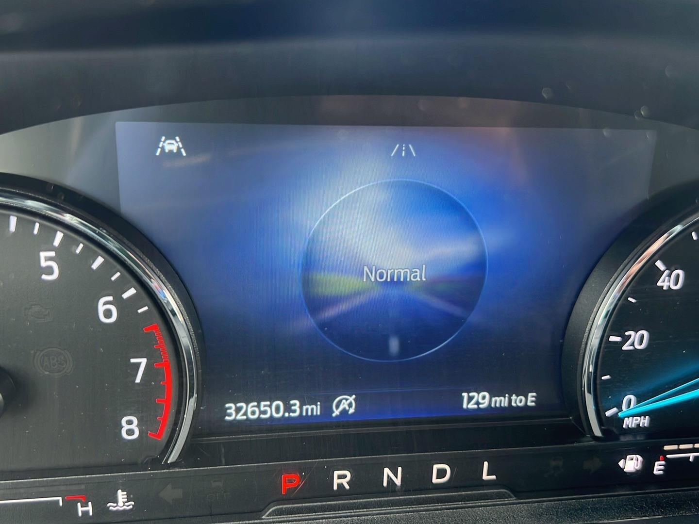2023 Ford Explorer photo 35 of 51