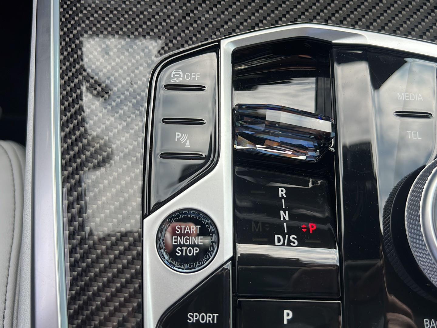 2025 BMW X5 photo 38 of 52