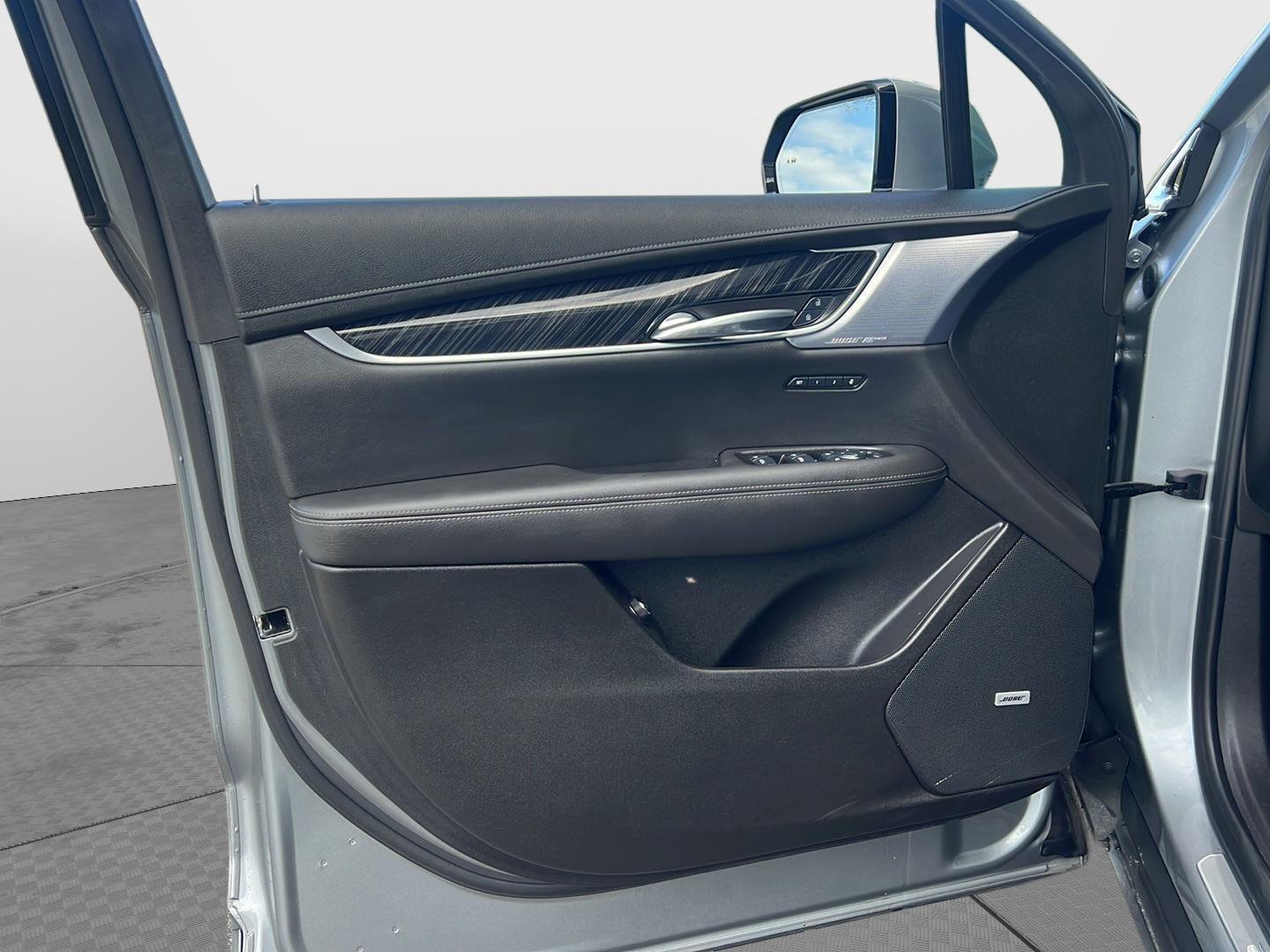 2025 Cadillac XT6 photo 20 of 60