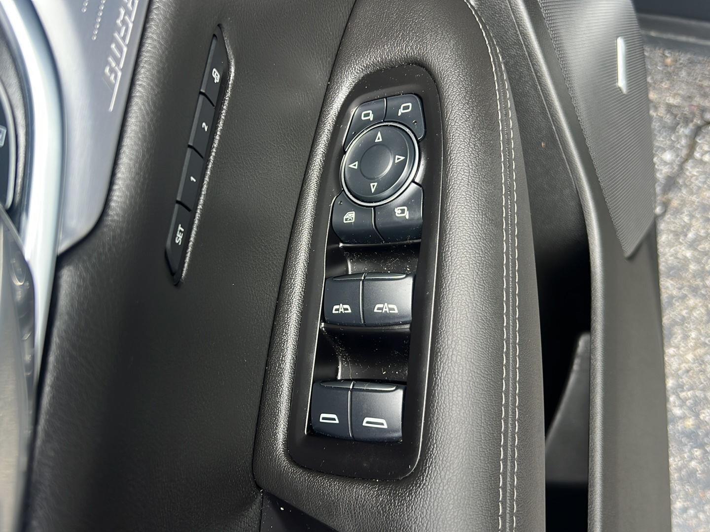 2025 Cadillac XT6 photo 23 of 60