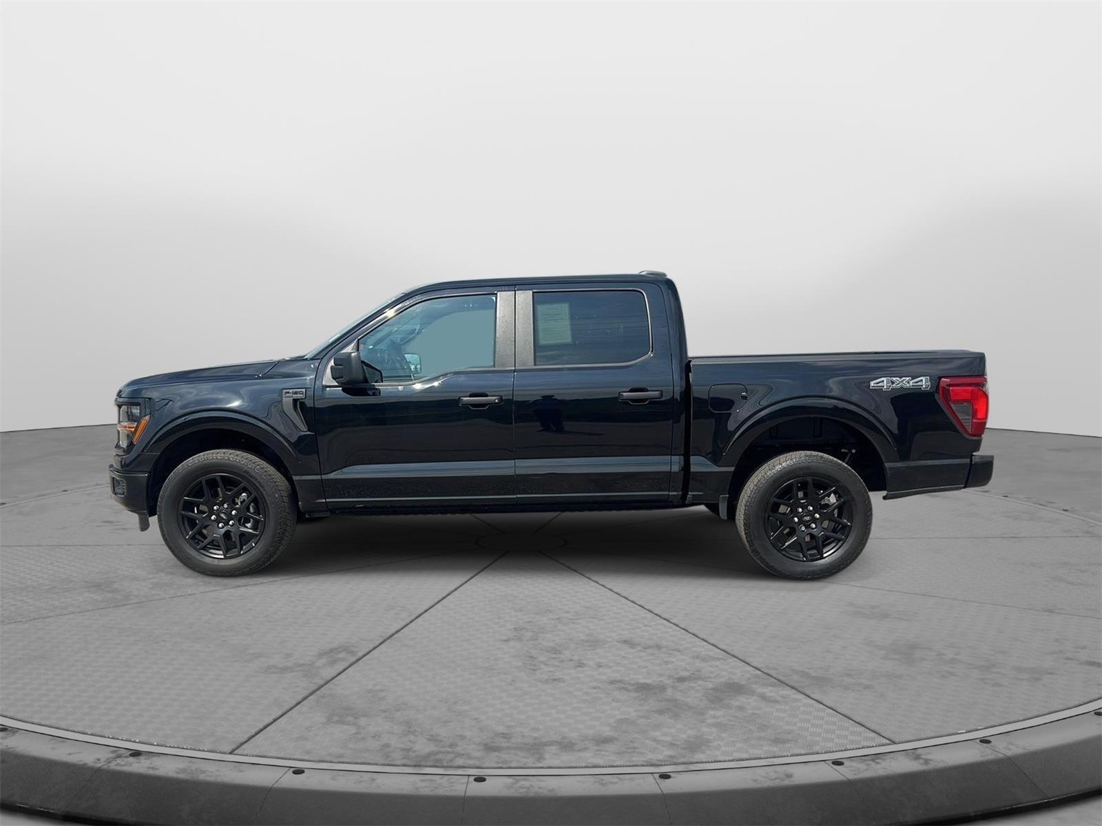 2024 Ford F-150 photo 4 of 41