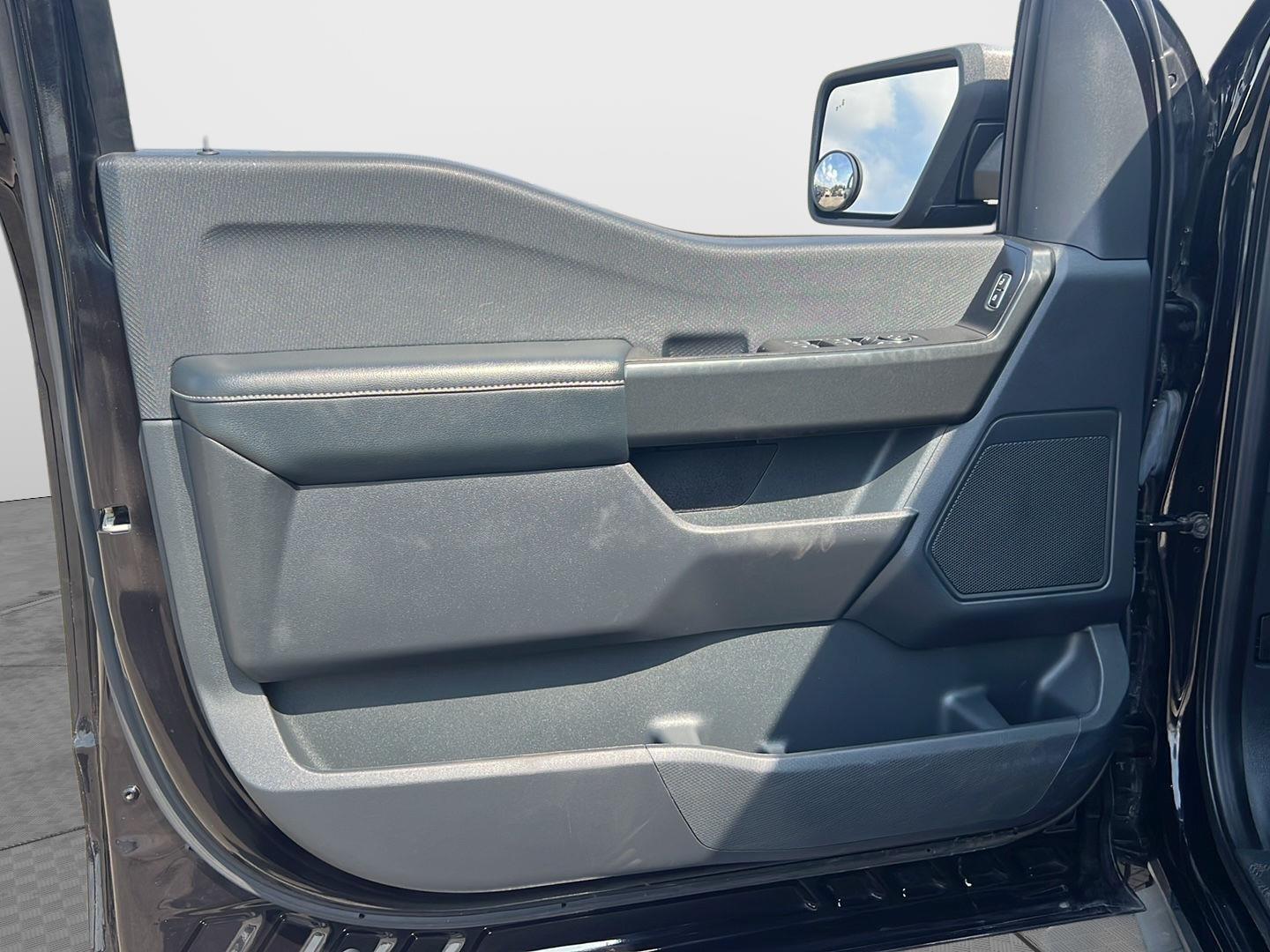 2024 Ford F-150 photo 17 of 41