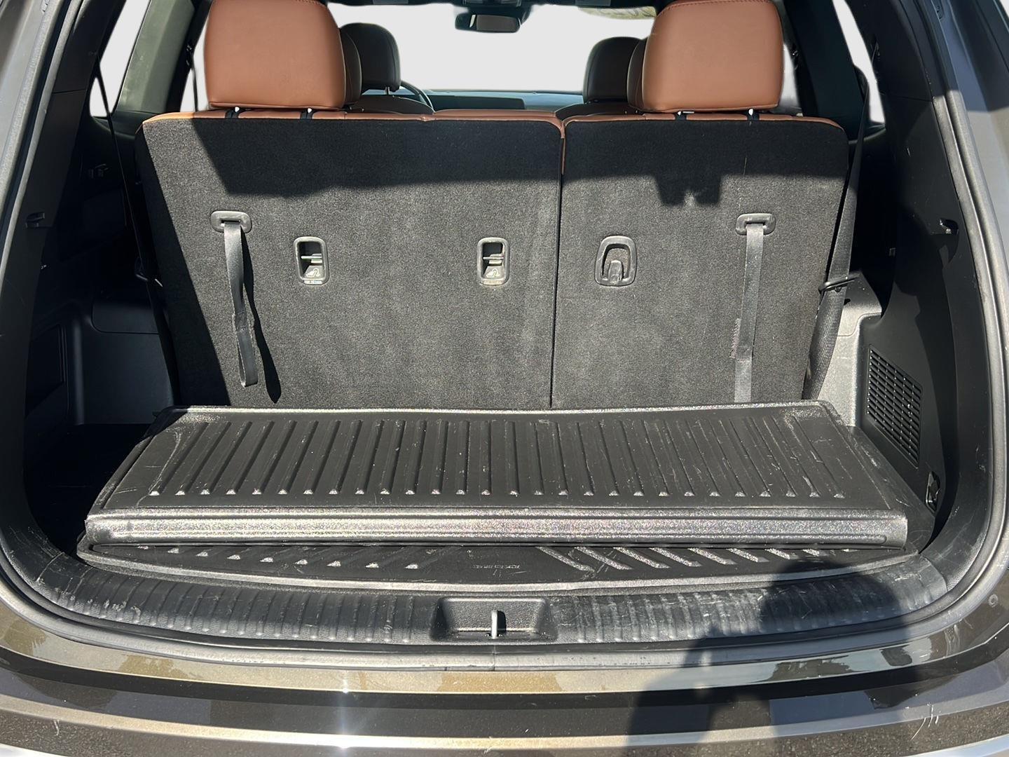2023 Kia Telluride photo 13 of 50