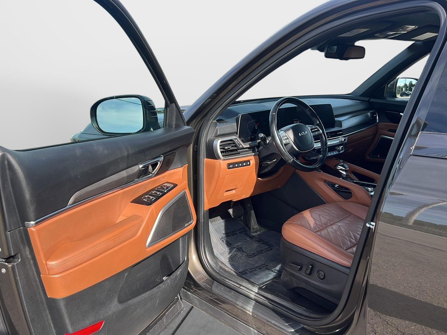 2023 Kia Telluride photo 18 of 50