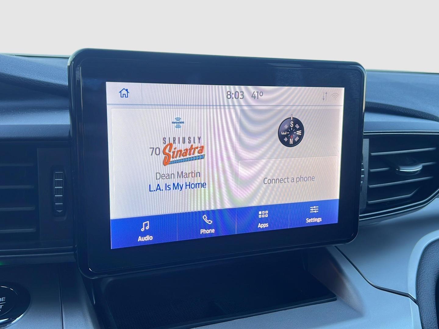 2021 Ford Explorer photo 38 of 47