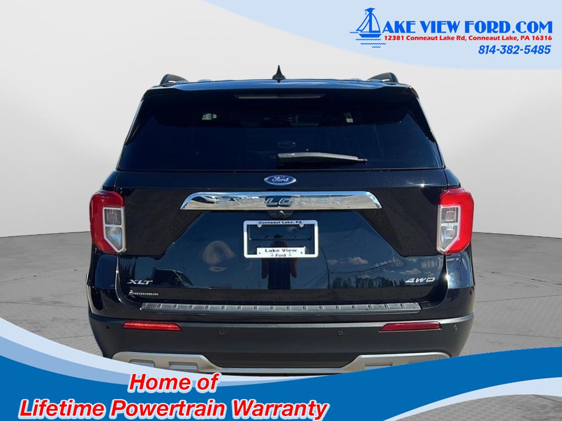 2023 Ford Explorer photo 10 of 52
