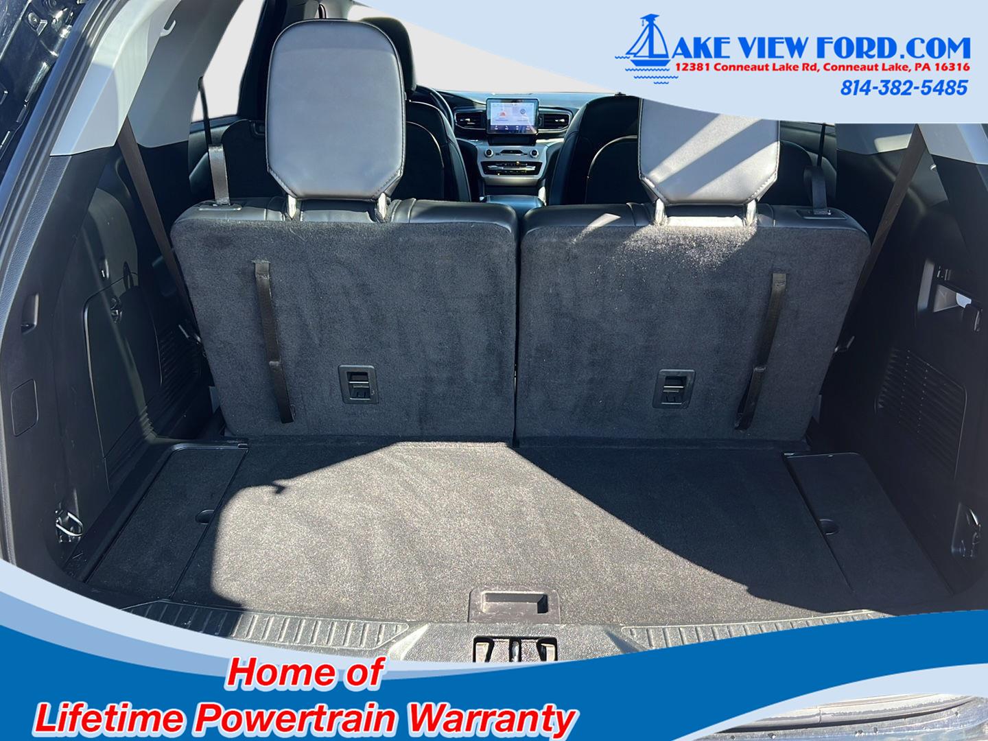 2023 Ford Explorer photo 14 of 52