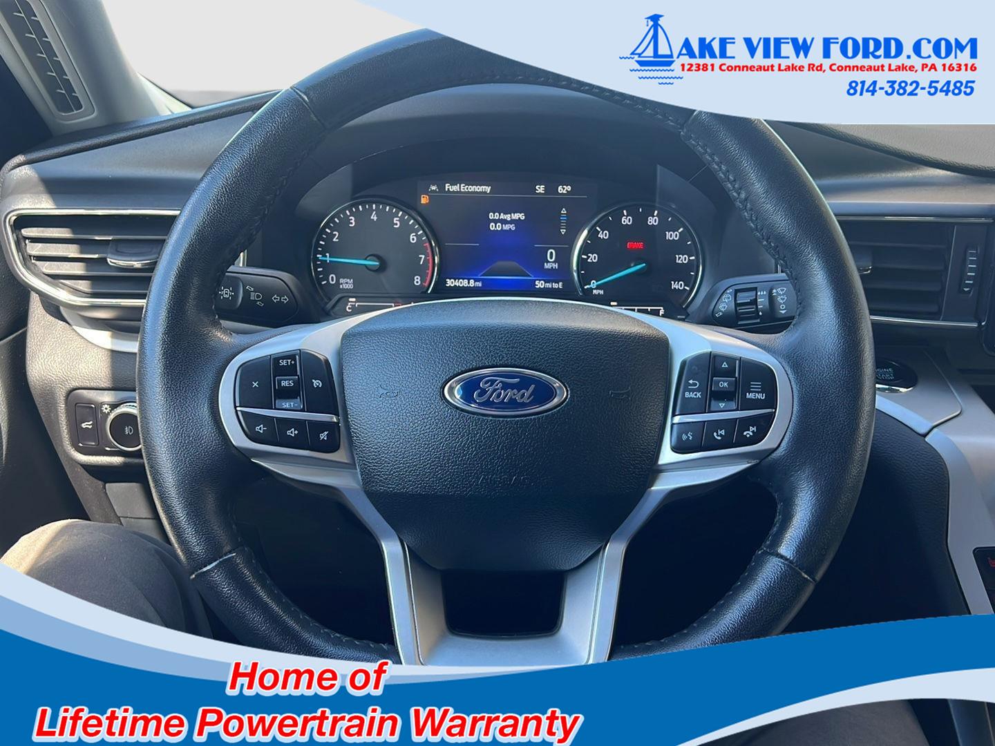 2023 Ford Explorer photo 26 of 52