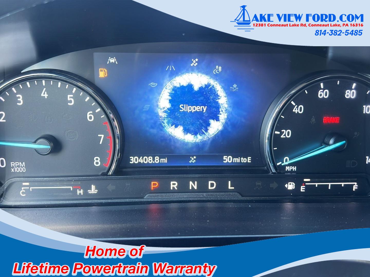 2023 Ford Explorer photo 37 of 52