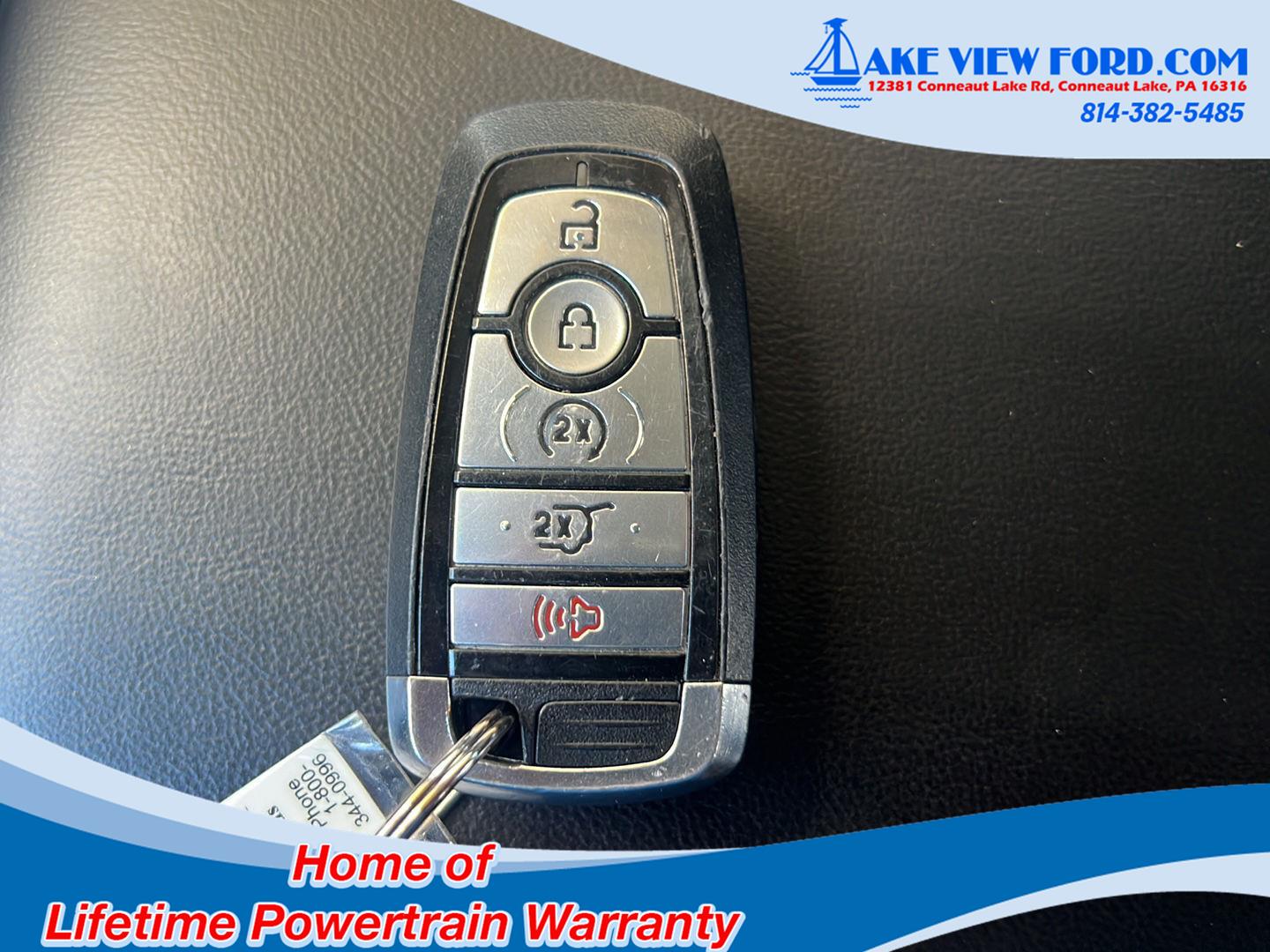 2023 Ford Explorer photo 47 of 52
