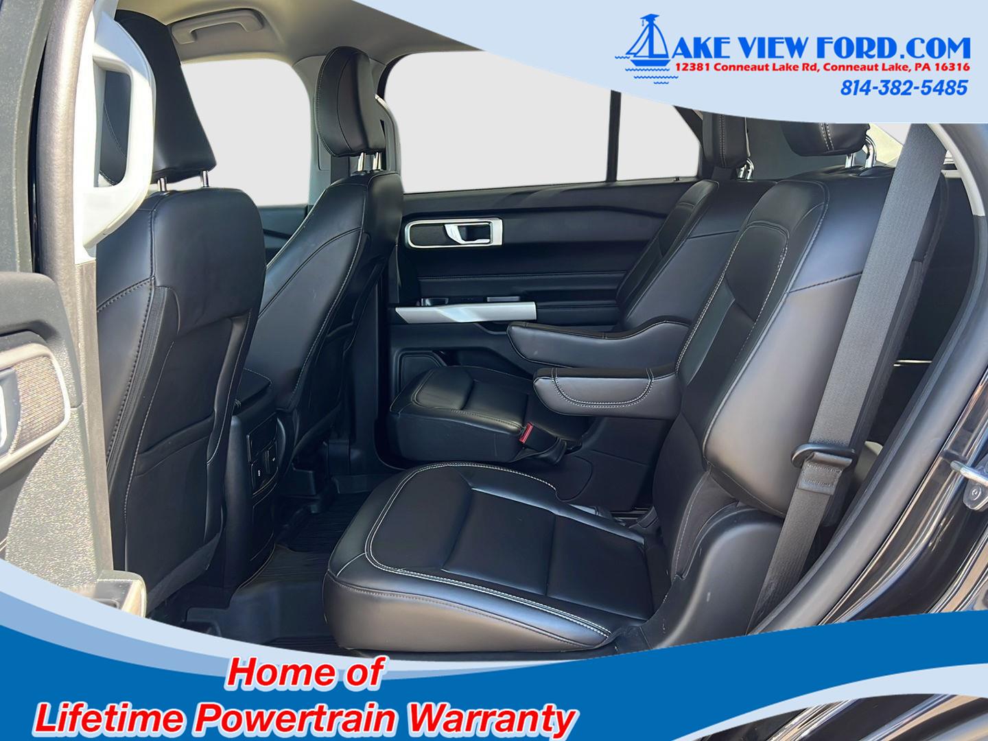 2023 Ford Explorer photo 50 of 52