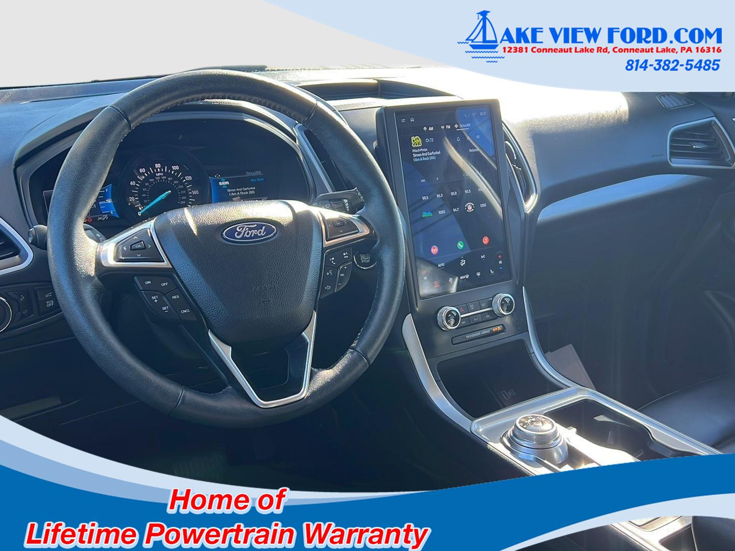 2023 Ford Edge photo 2 of 45