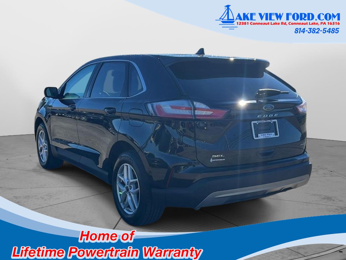 2023 Ford Edge photo 6 of 45