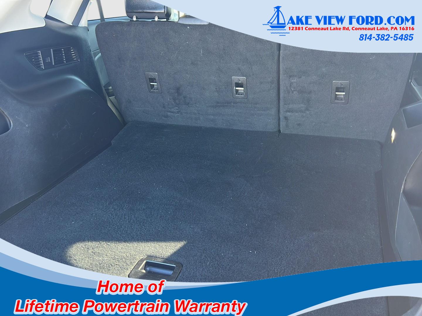 2023 Ford Edge photo 10 of 45