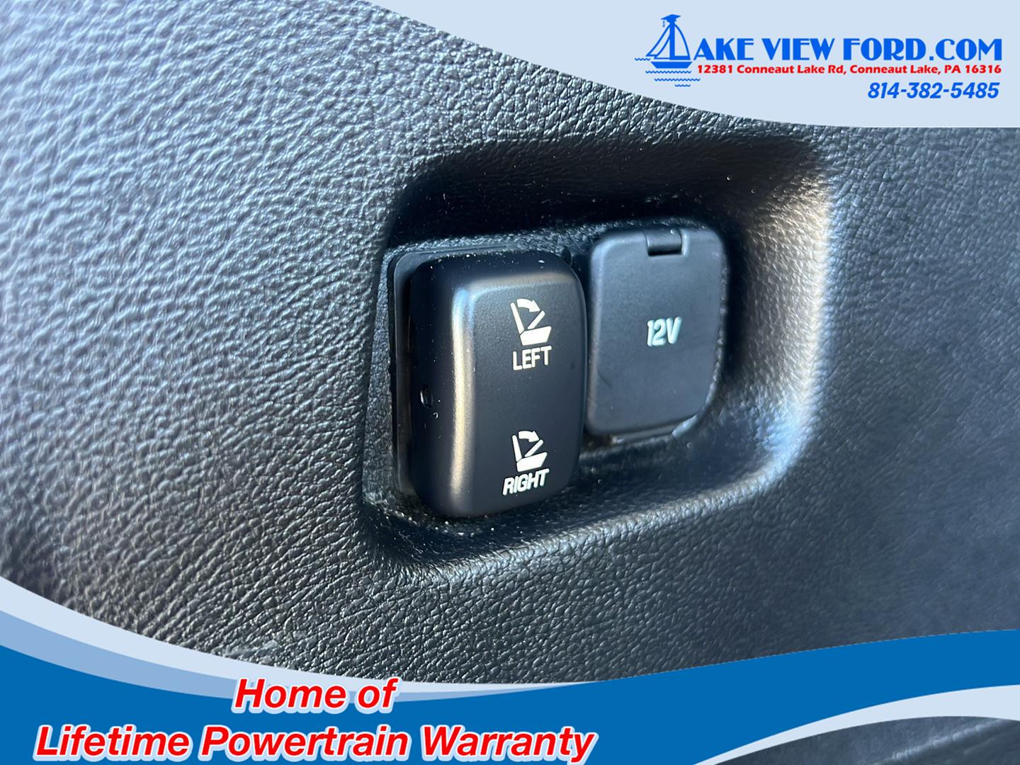 2023 Ford Edge photo 12 of 45