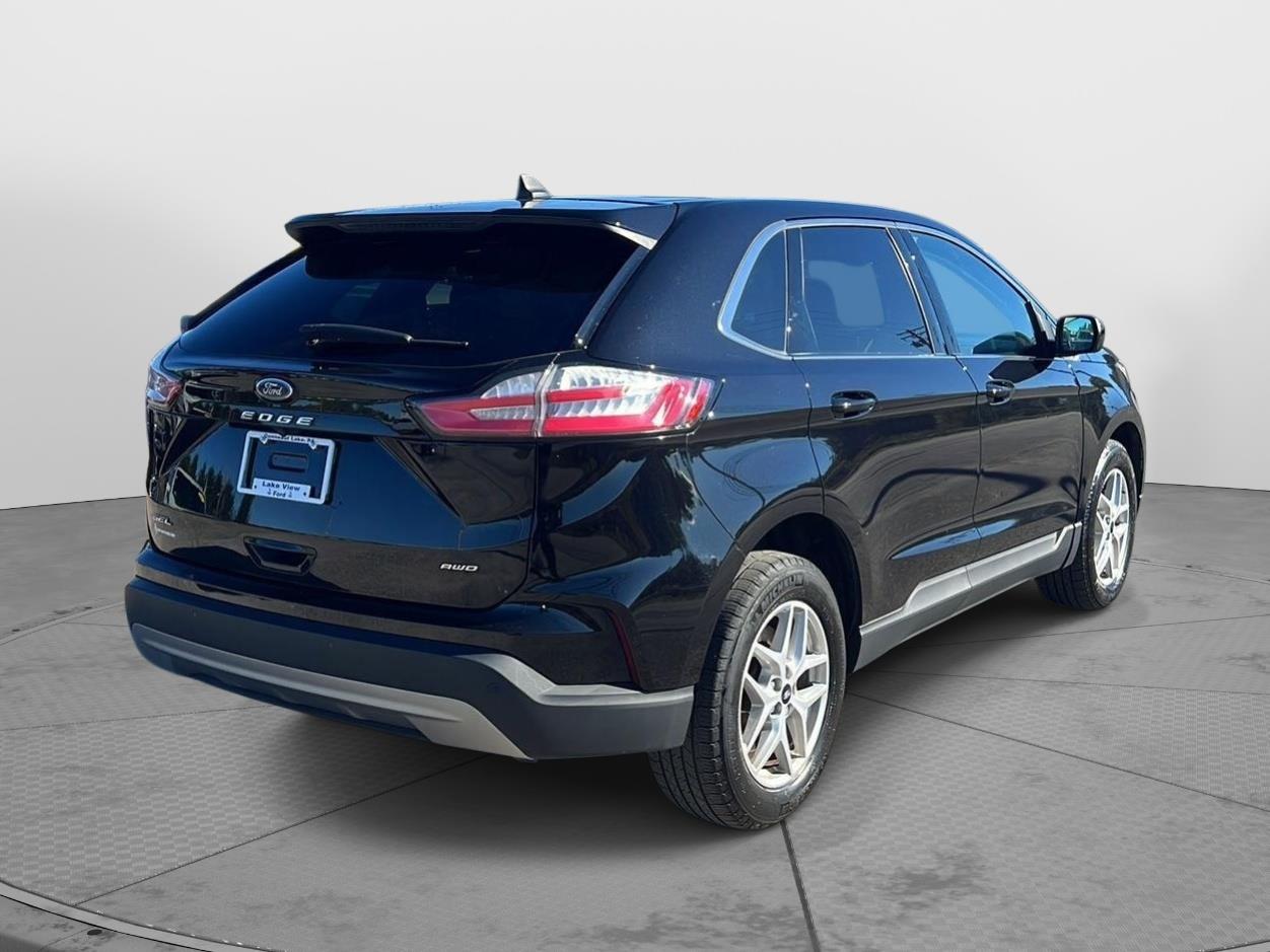 2023 Ford Edge photo 15 of 45