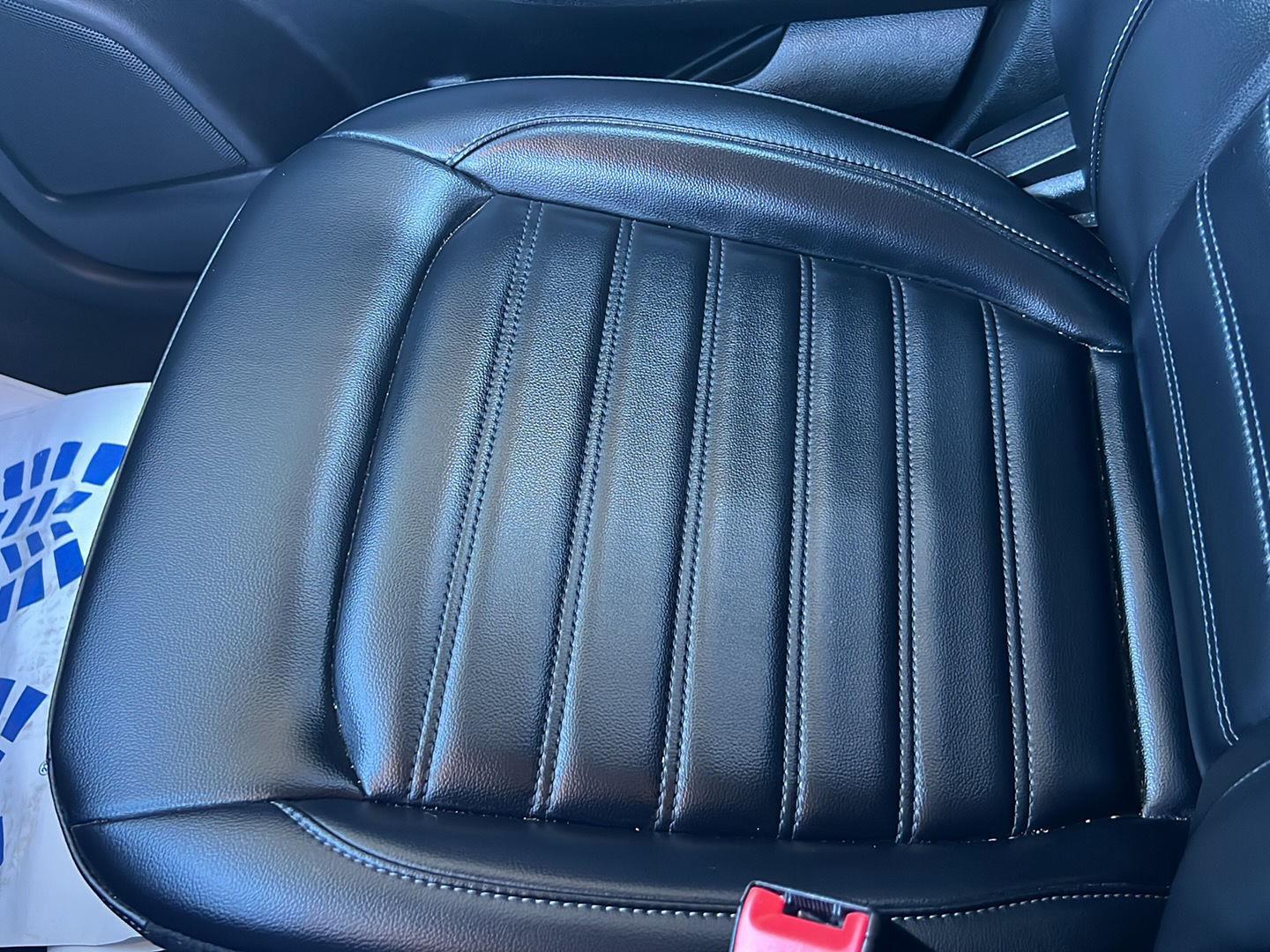 2023 Ford Edge photo 22 of 45