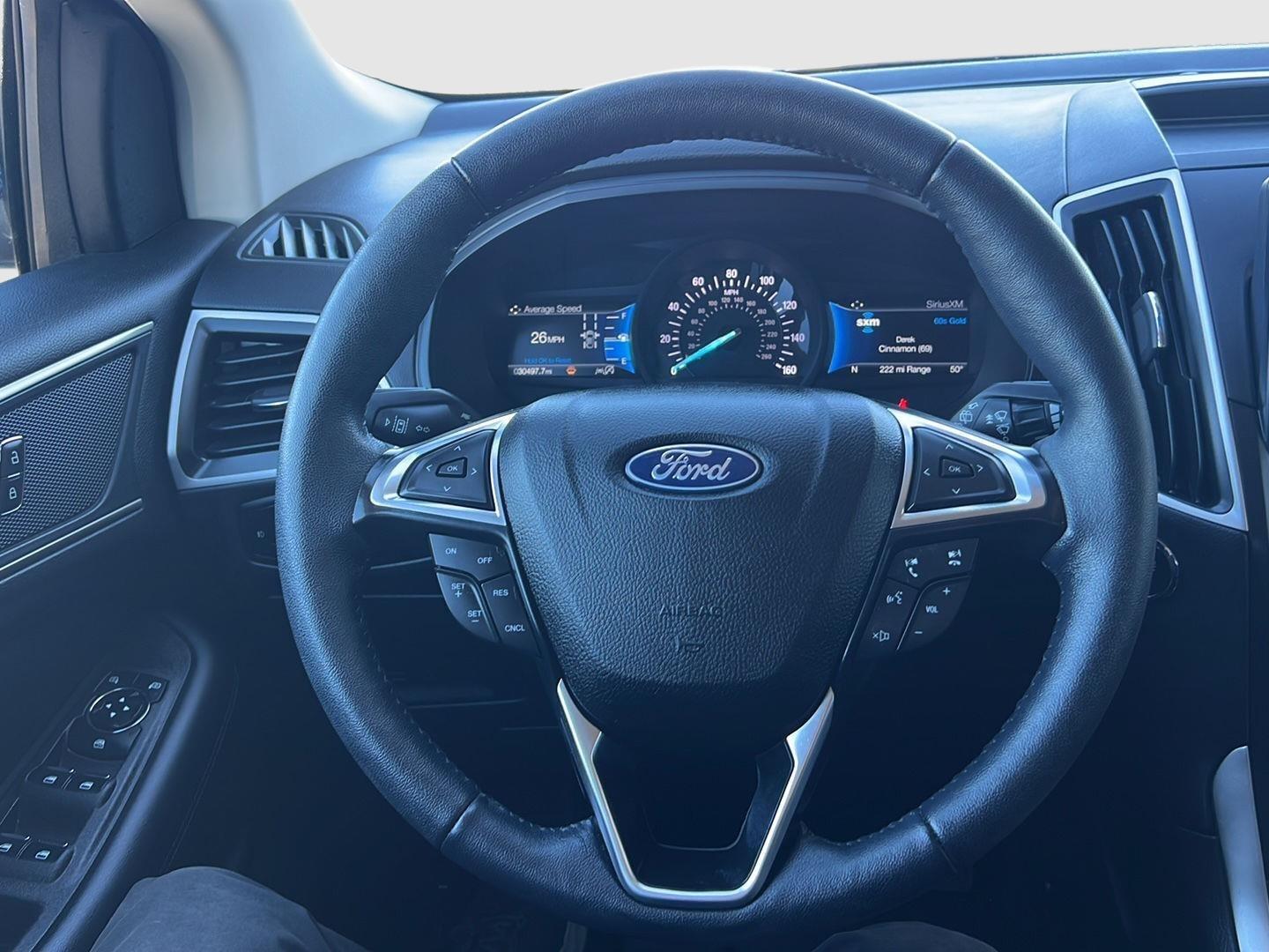 2023 Ford Edge photo 27 of 45