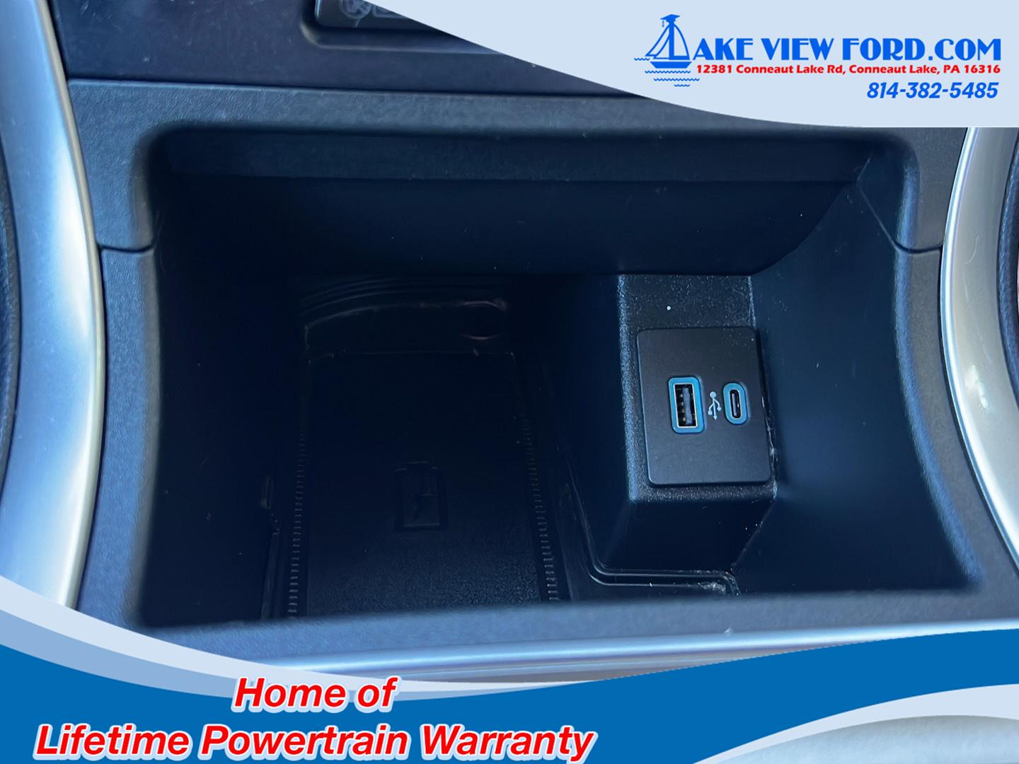 2023 Ford Edge photo 35 of 45