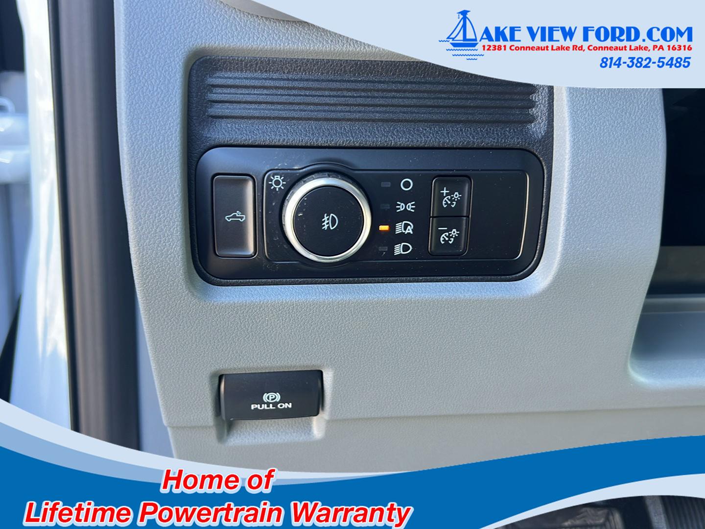2027 FORD F250 photo 27 of 44