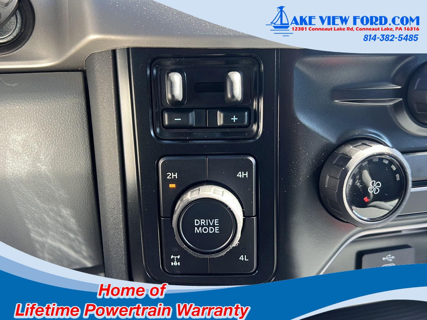2027 FORD F250 photo 34 of 44