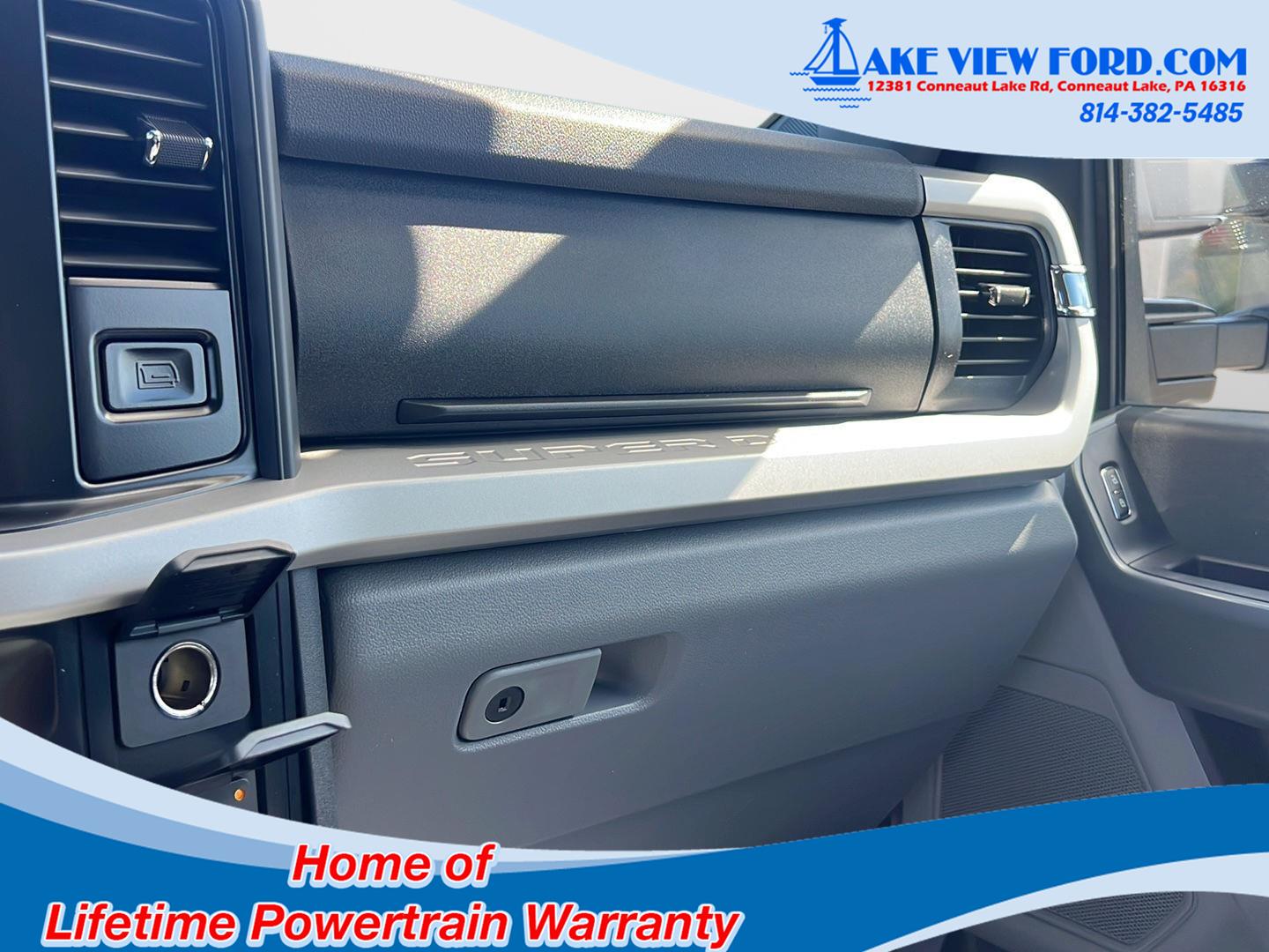 2027 FORD F250 photo 37 of 44