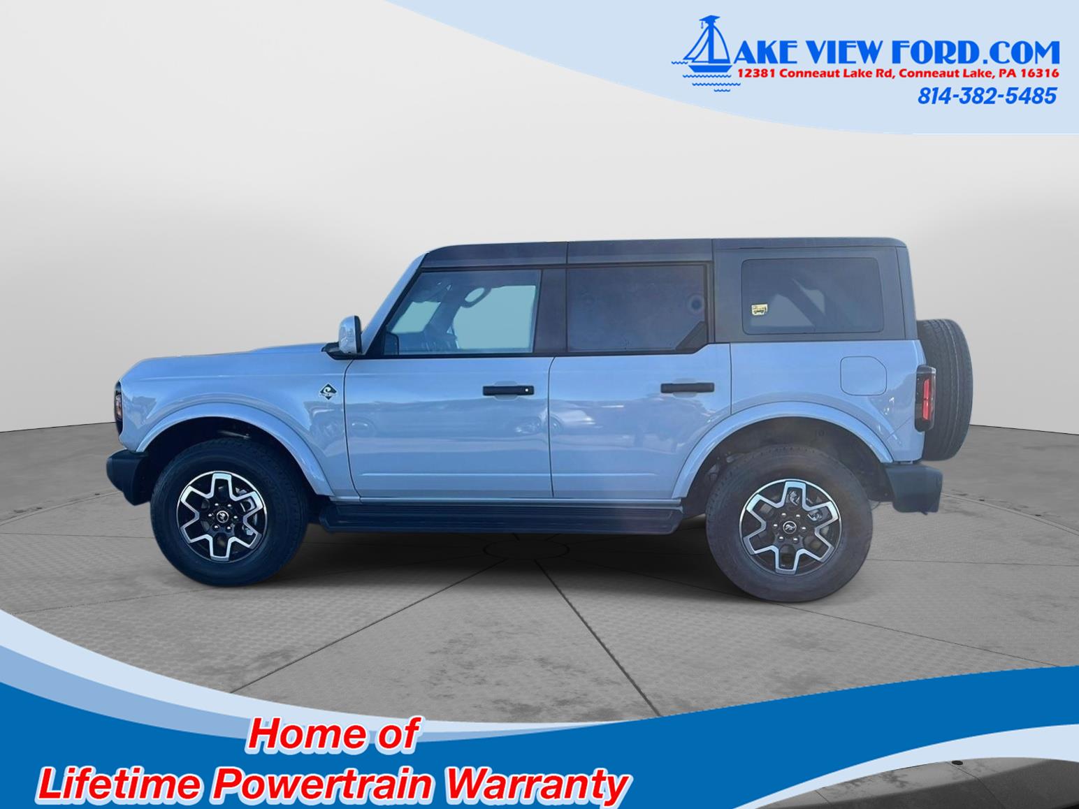 2026 Ford Bronco photo 4 of 42