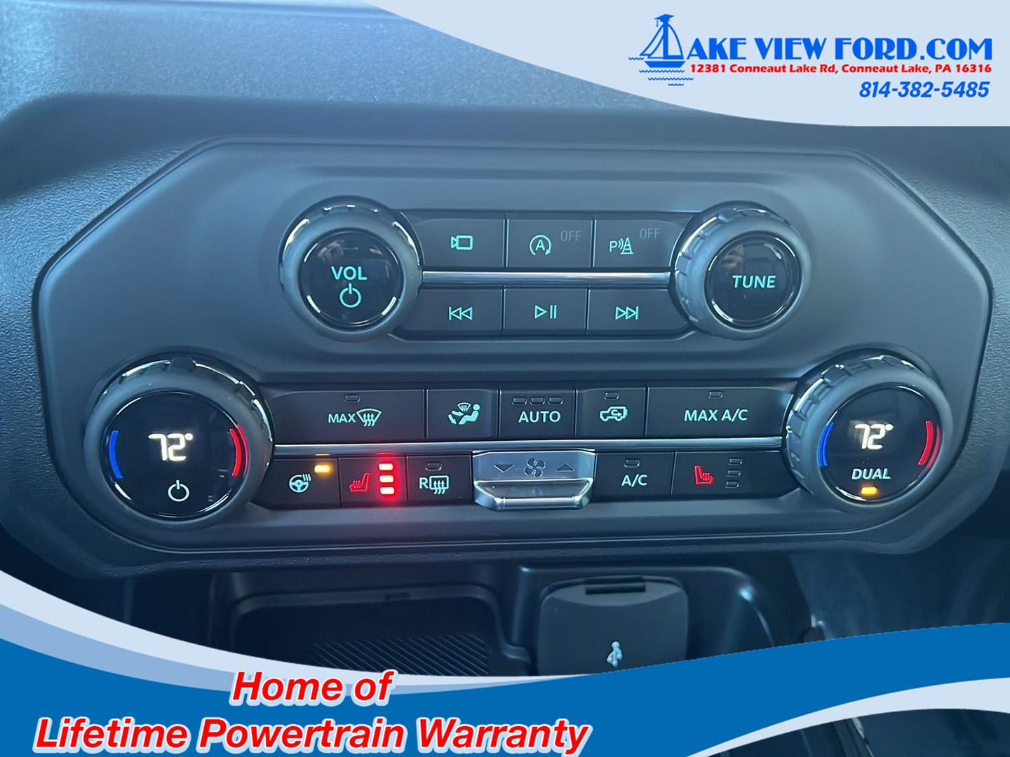 2026 Ford Bronco photo 32 of 42