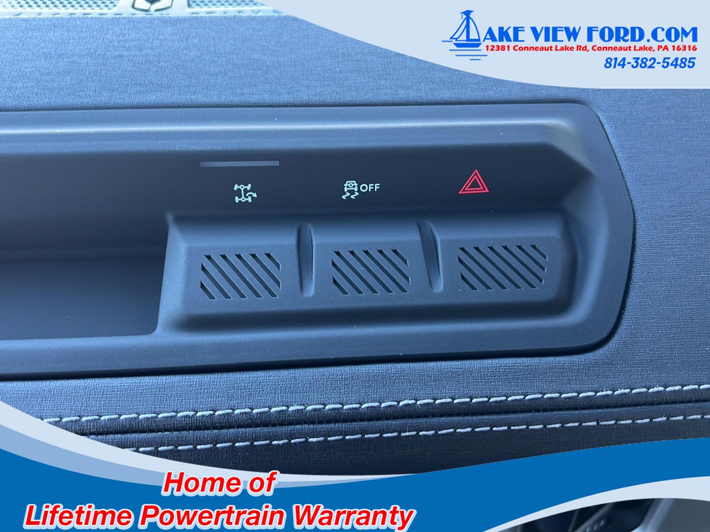 2026 Ford Bronco photo 38 of 42