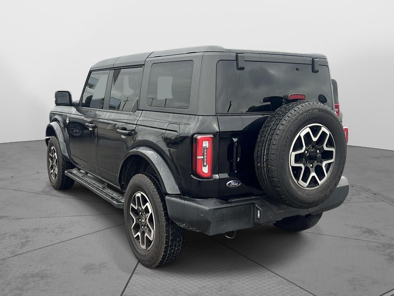 2024 Ford Bronco photo 7 of 46