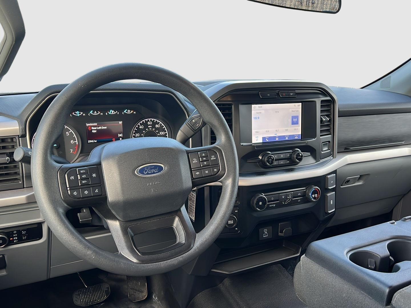 2022 Ford F-150 photo 2 of 39