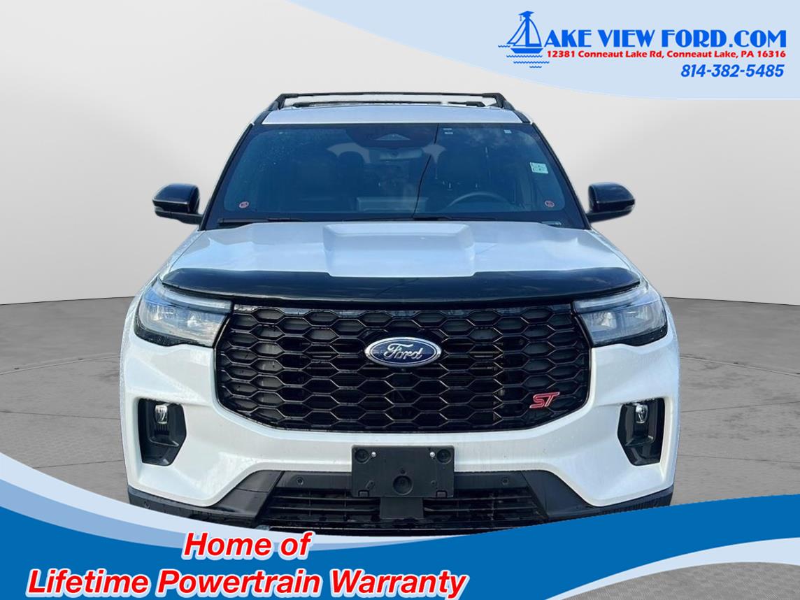 2025 Ford Explorer photo 18 of 62