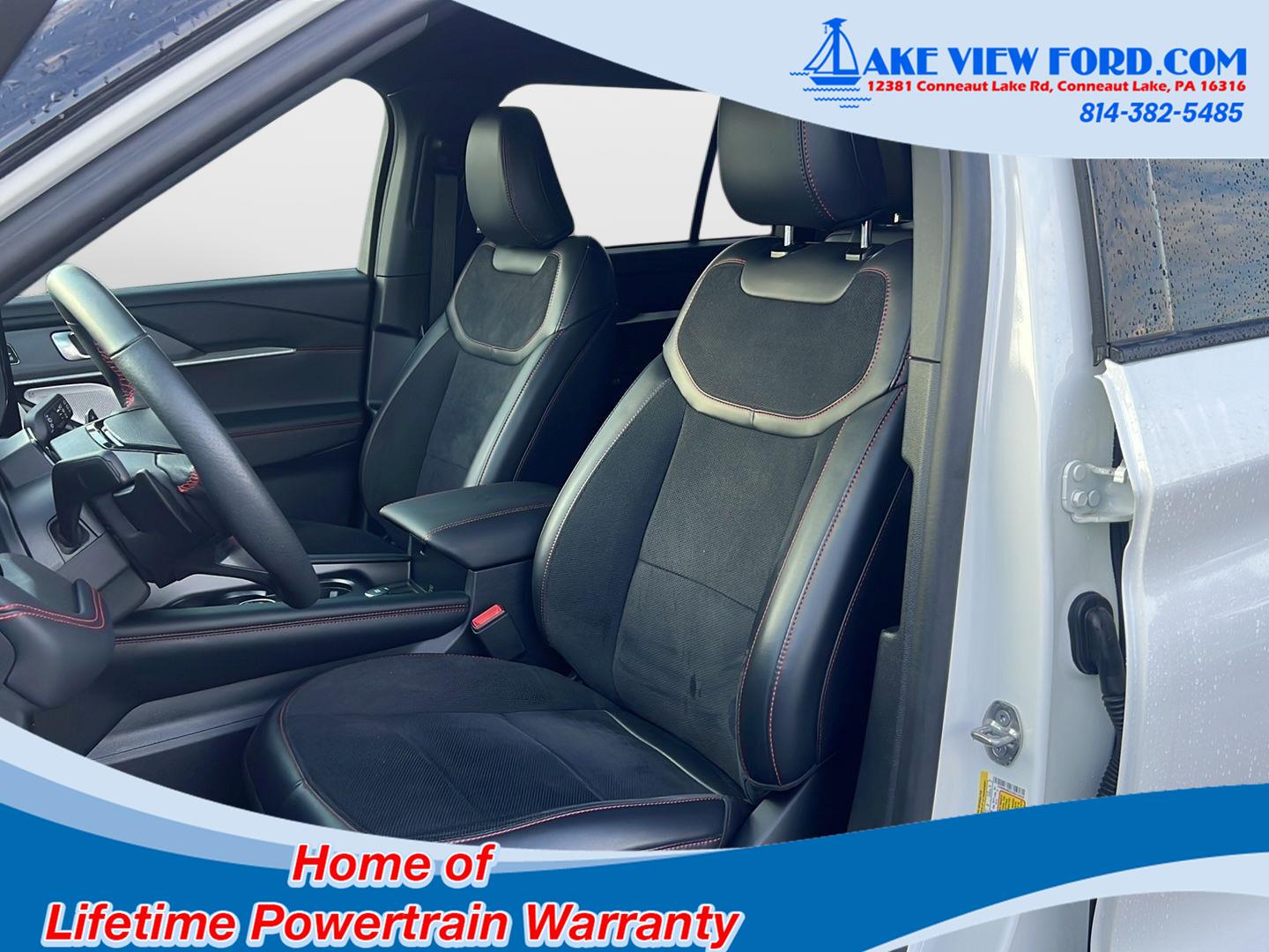 2025 Ford Explorer photo 22 of 62