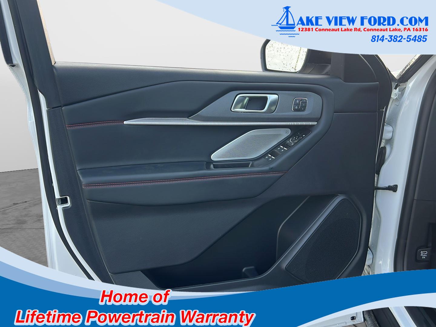 2025 Ford Explorer photo 23 of 62