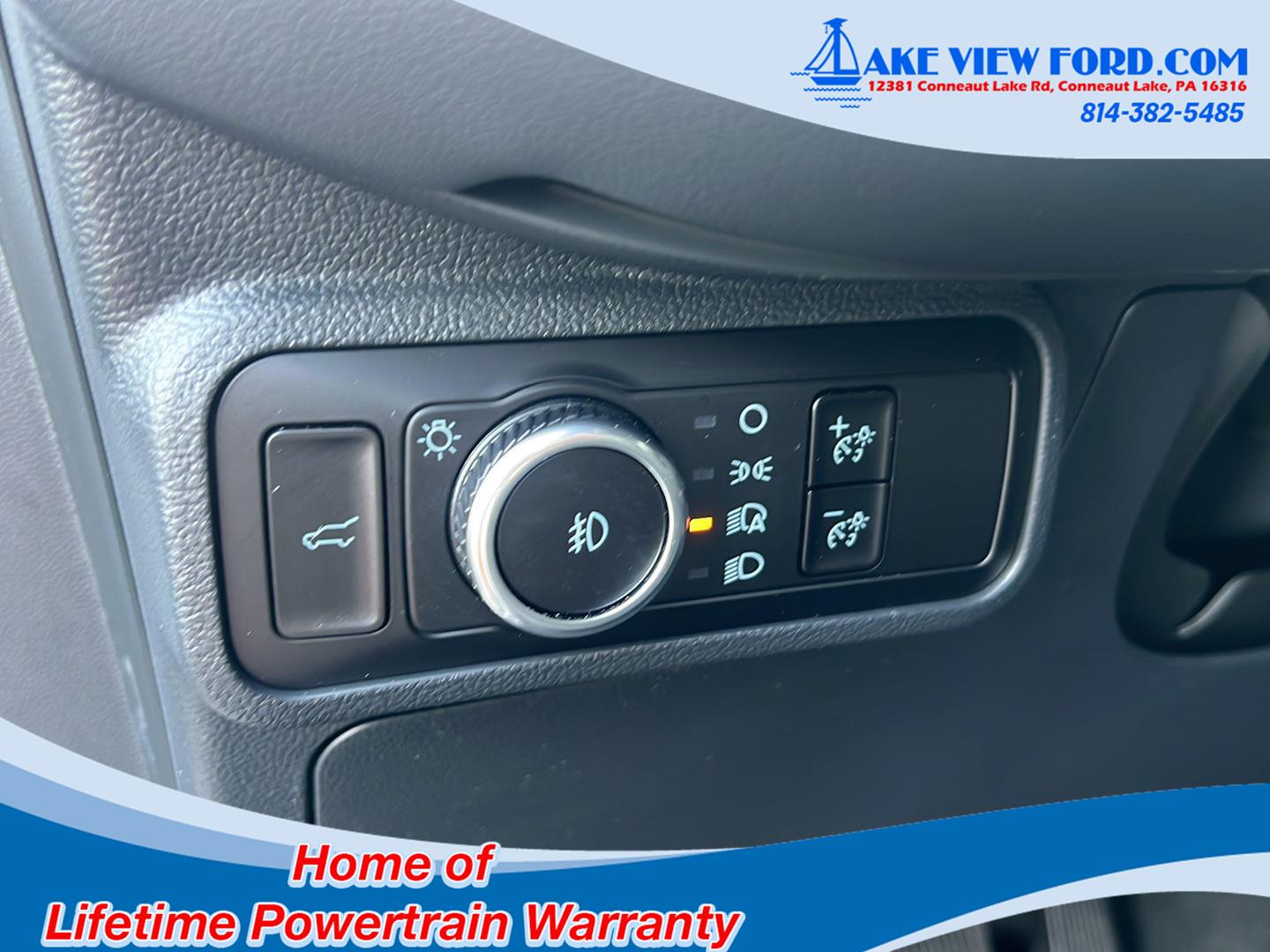 2025 Ford Explorer photo 30 of 62