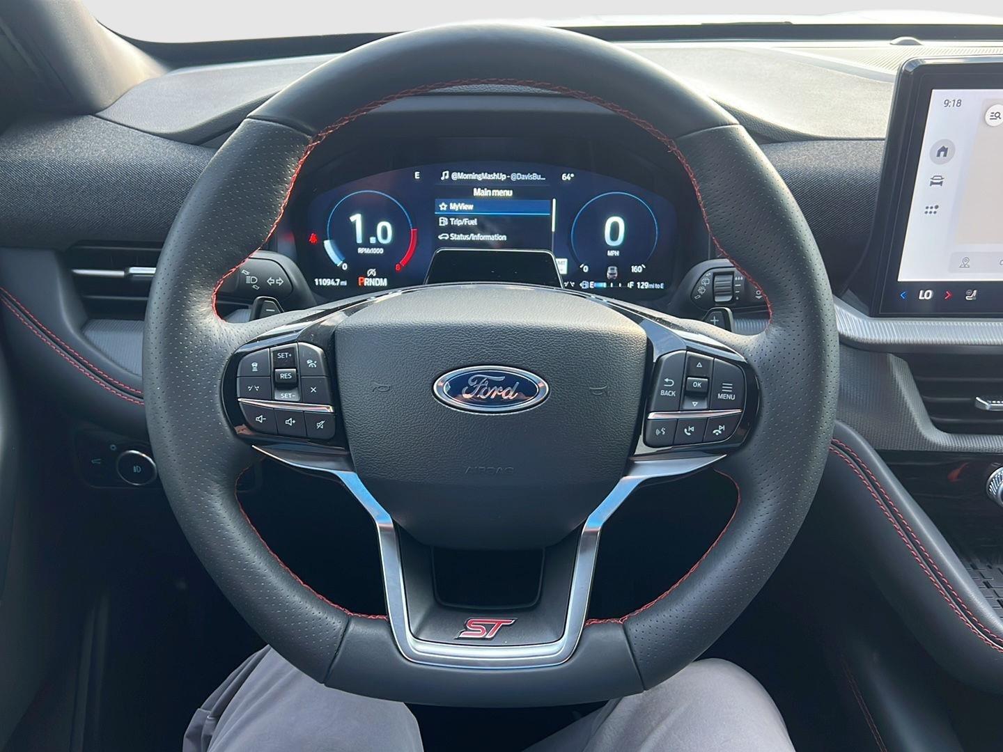 2025 Ford Explorer photo 31 of 62