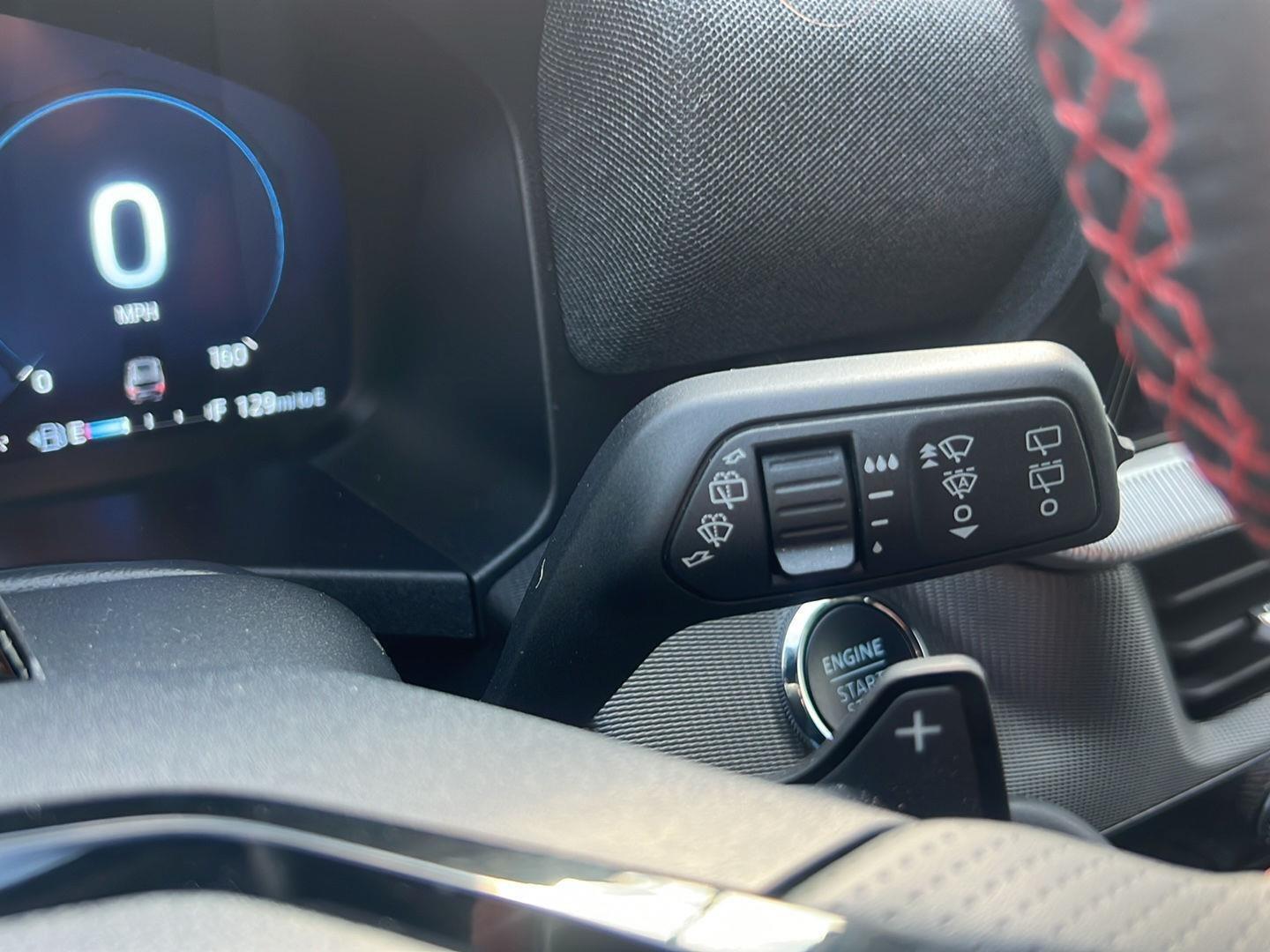 2025 Ford Explorer photo 35 of 62