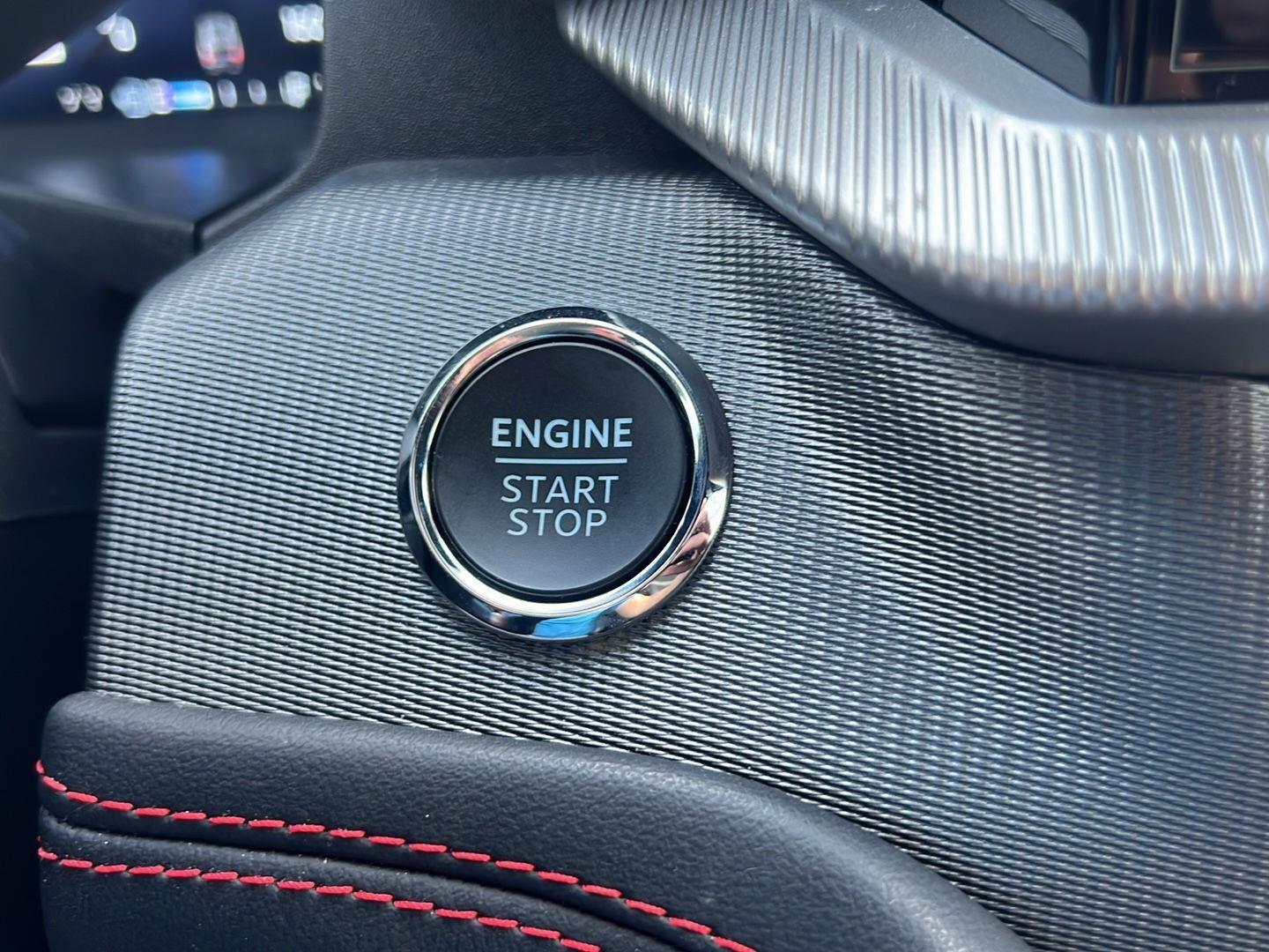 2025 Ford Explorer photo 38 of 62