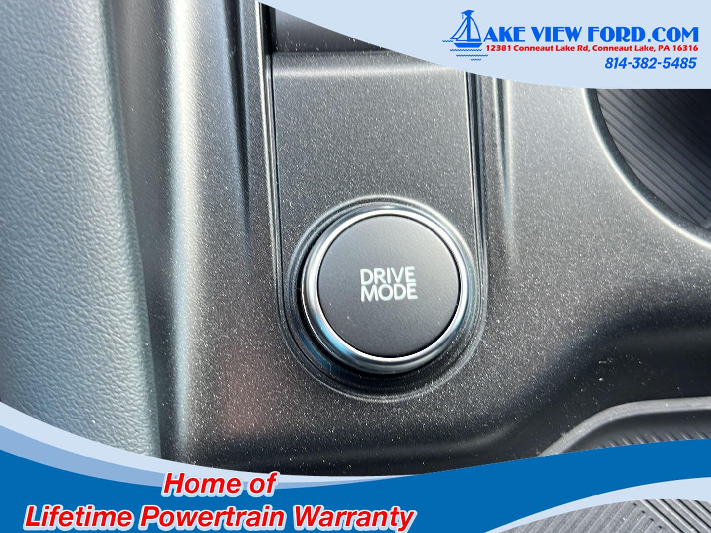 2025 Ford Explorer photo 40 of 62