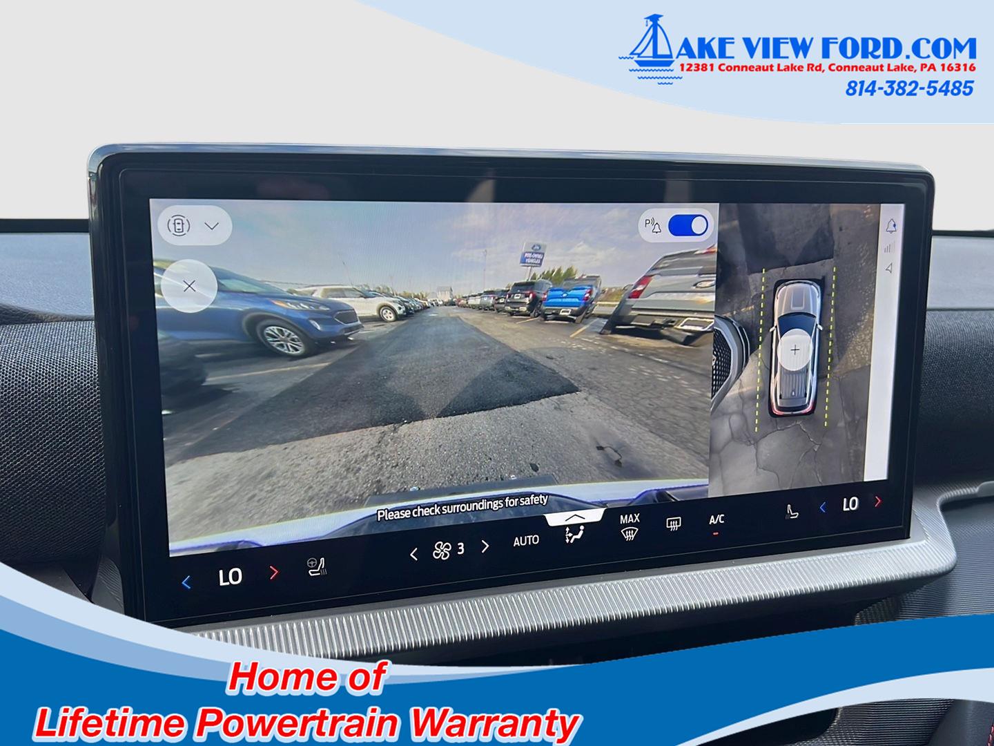 2025 Ford Explorer photo 52 of 62